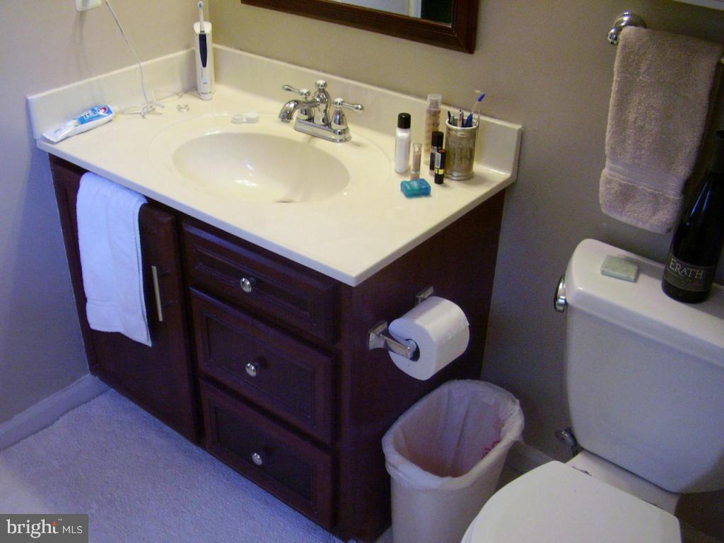 933 Nissley Road Lancaster, PA 17601 - Photo 20 of 44 Gallery Image 20