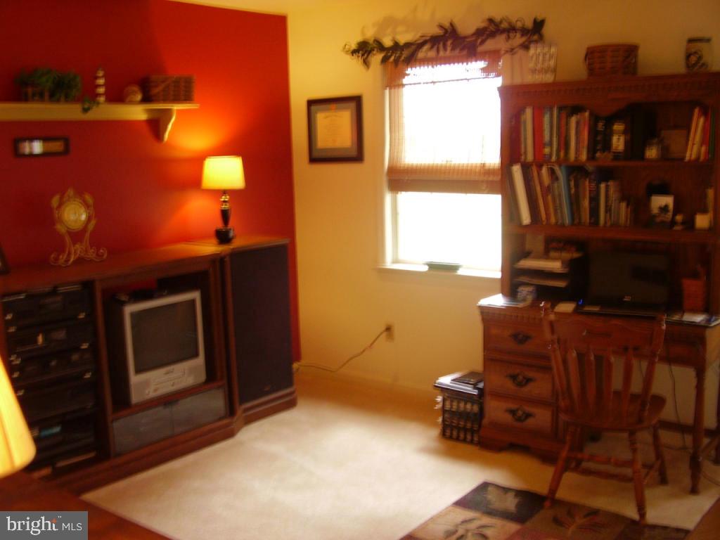 933 Nissley Road Lancaster, PA 17601 - Photo 25 of 44 Gallery Image 25