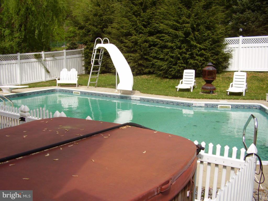 933 Nissley Road Lancaster, PA 17601 - Photo 32 of 44 Gallery Image 32