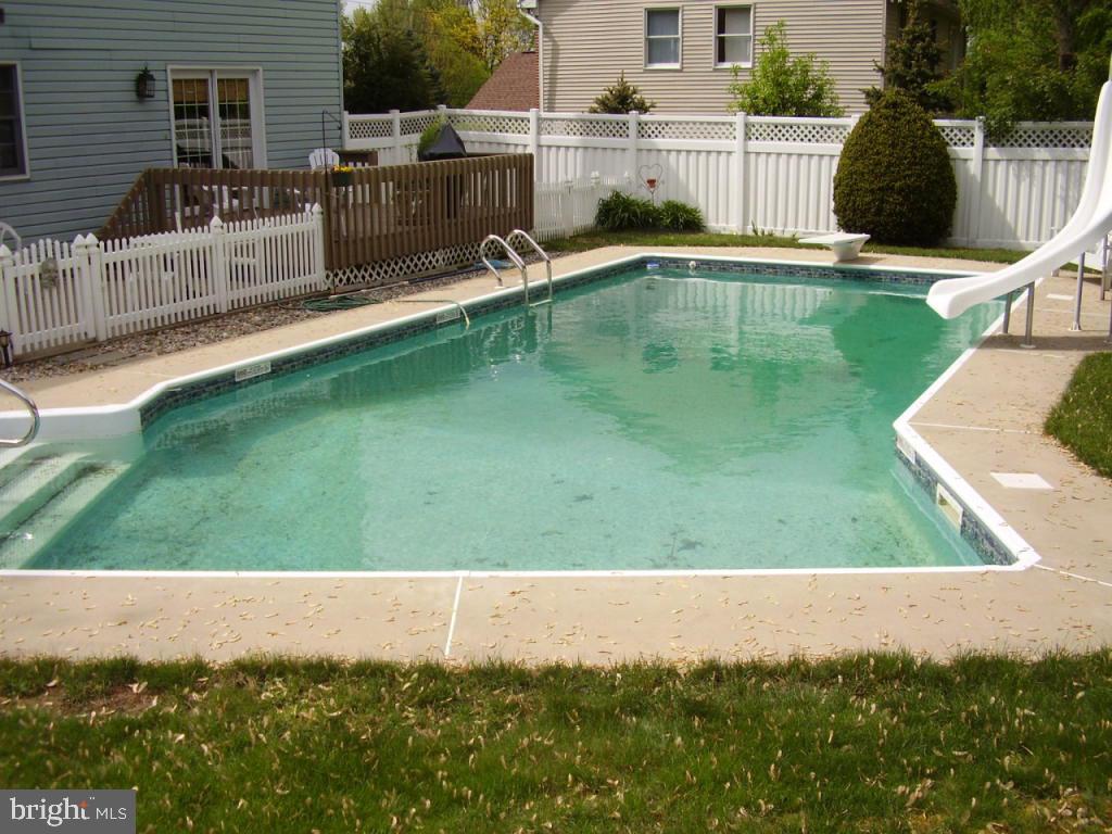 933 Nissley Road Lancaster, PA 17601 - Photo 34 of 44 Gallery Image 34