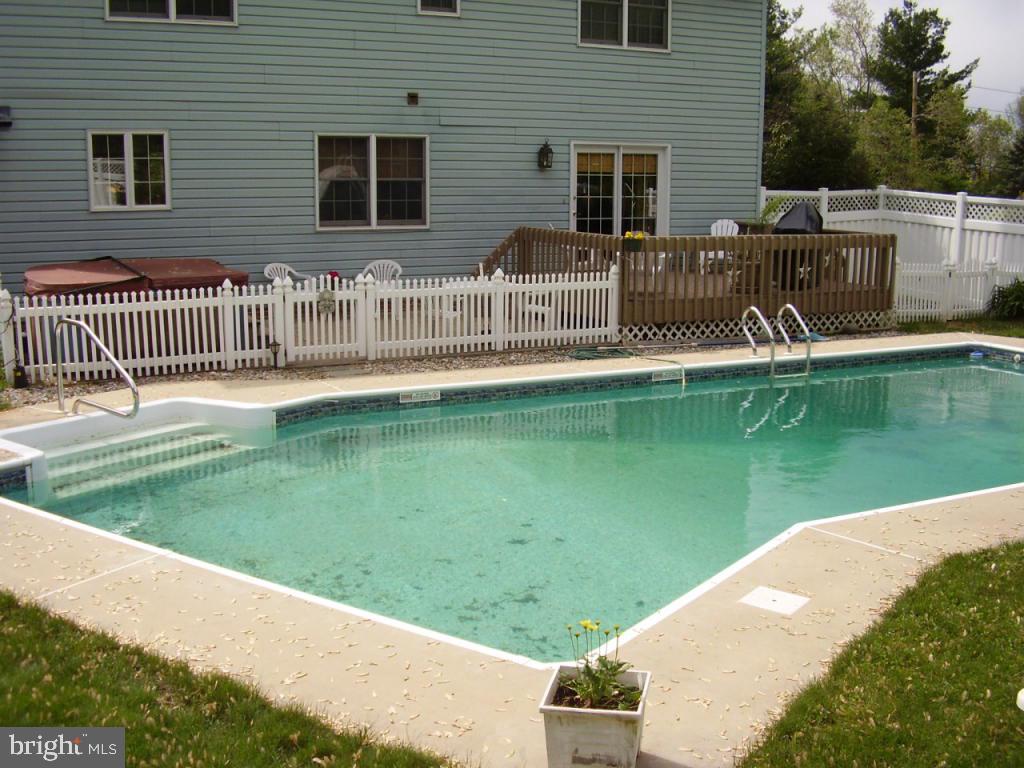 933 Nissley Road Lancaster, PA 17601 - Photo 35 of 44 Gallery Image 35