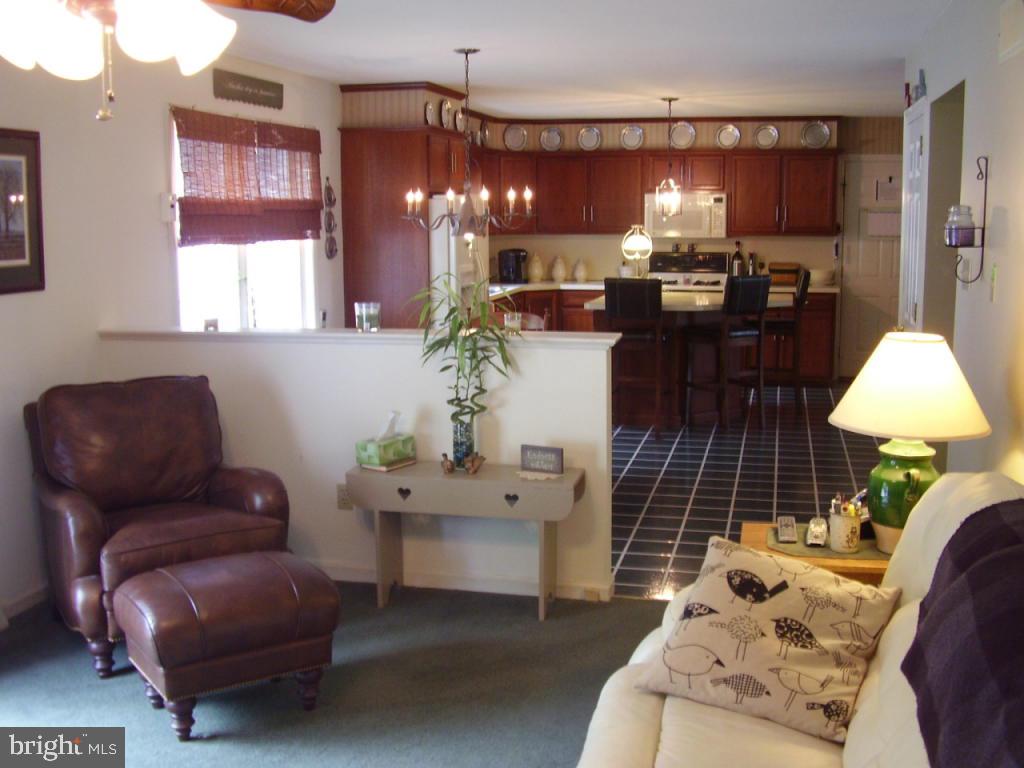 933 Nissley Road Lancaster, PA 17601 - Photo 7 of 44 Gallery Image 7