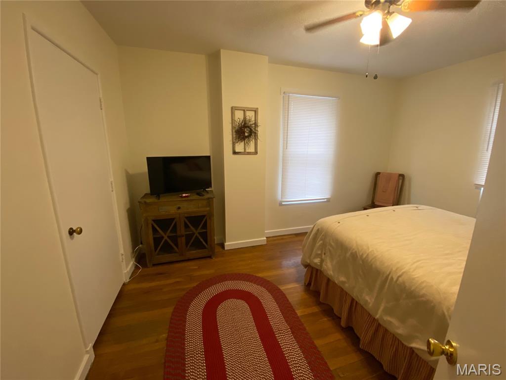 220 East 6th Street Alton, IL 62002 - Photo 13 of 28