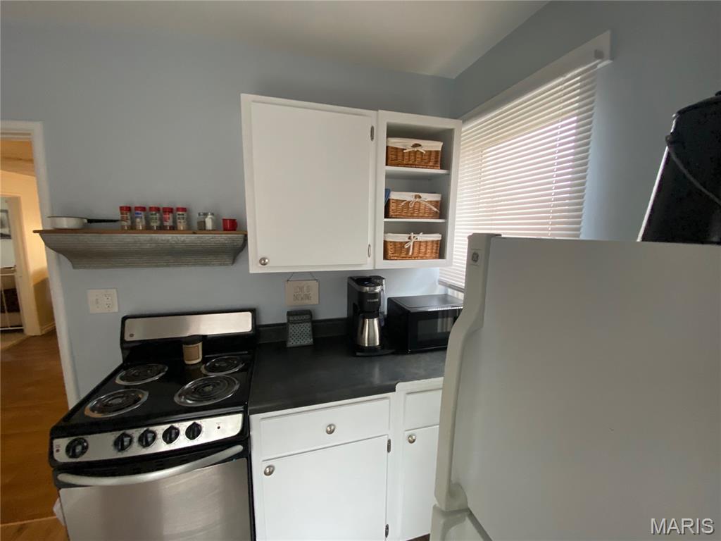 220 East 6th Street Alton, IL 62002 - Photo 10 of 28