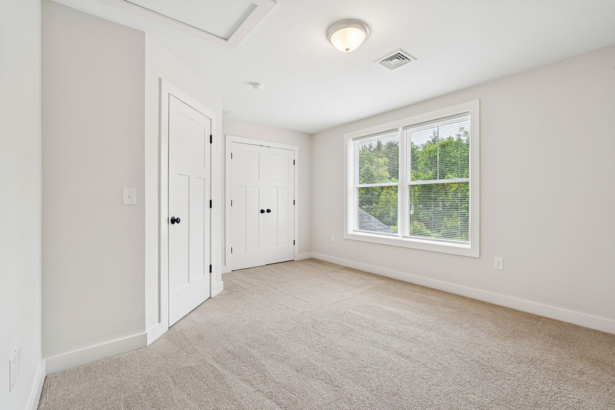 34 Ponemah Hill Road, Unit 2 Milford, NH 03055 - Photo 14 of 31