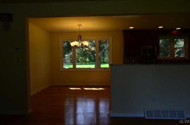 4217 Hecktown Road Bethlehem, PA 18020 - Photo 6 of 11 Gallery Image 6