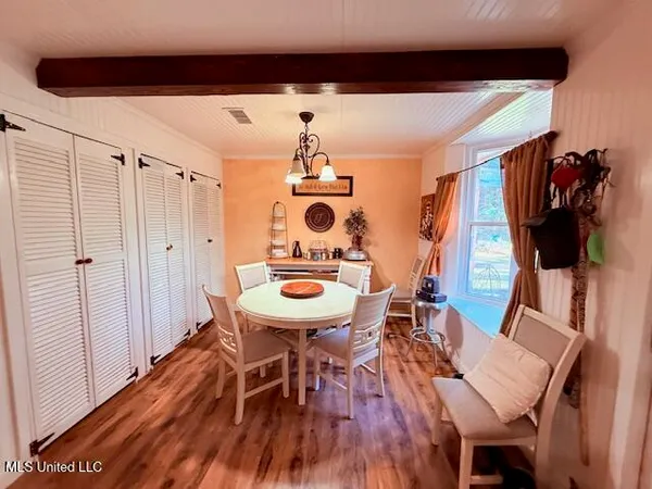 $299,950 | 516 Airline Highway, Tylertown, MS 39667