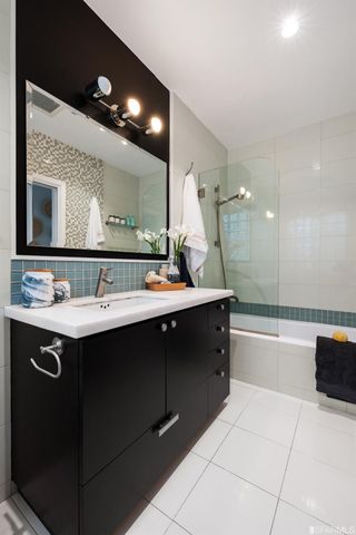 $1,800,000 | 526 Baker Street, San Francisco, CA 94117