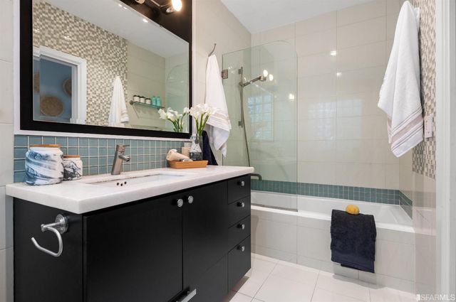 $1,800,000 | 526 Baker Street, San Francisco, CA 94117