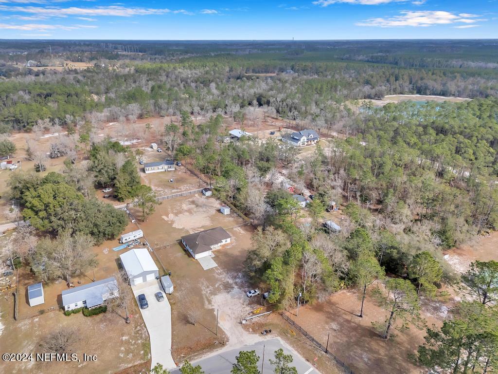 3308 Thunder Road Middleburg, FL 32068 - Photo 38 of 39 a view of city and mountain