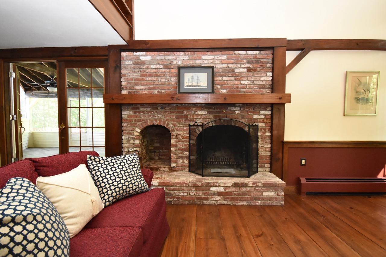 21 Thunder Road Saco, ME 04072 - Photo 17 of 52 GREAT ROOM