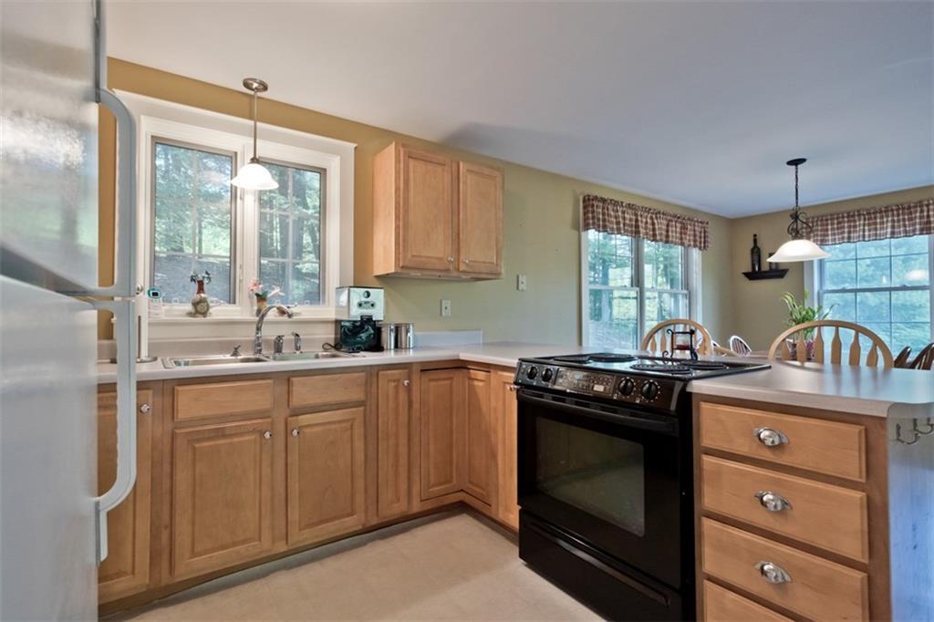 83 Atkinson Road Buxton, ME 04093 - Photo 12 of 31 Photo