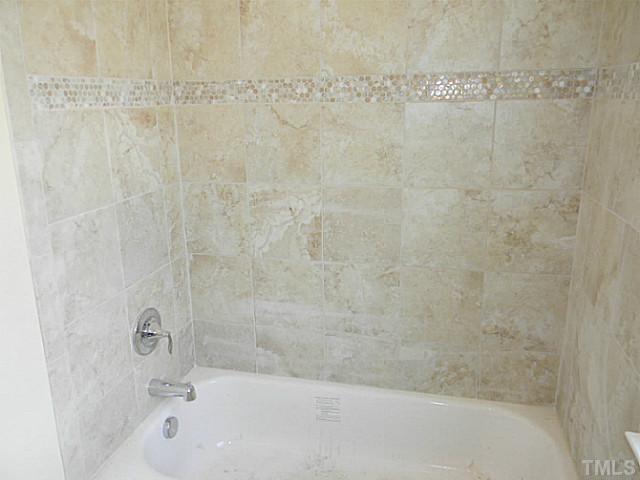 4800 Adler Pass, Unit LT204 Raleigh, NC 27612 - Photo 17 of 25 Gallery Image 17