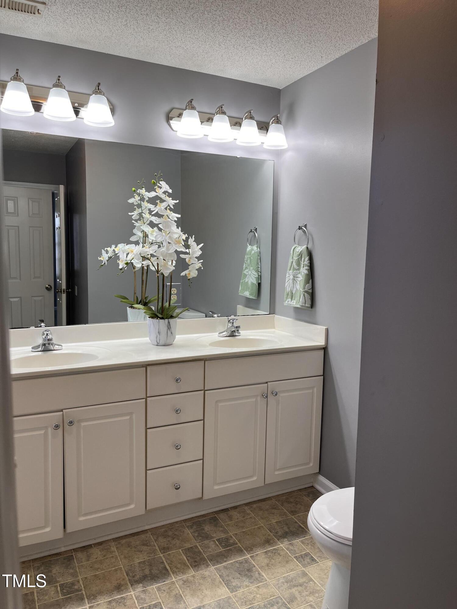 3609 Cold Harbour Drive Raleigh, NC 27610 - Photo 15 of 28 IMG_8775