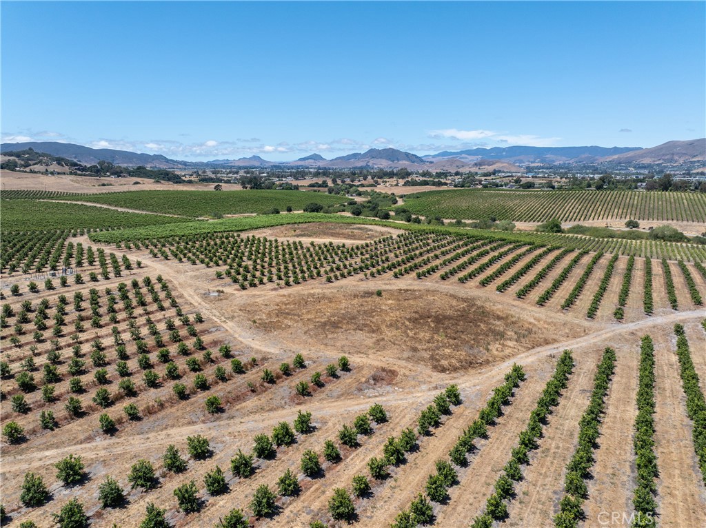 5502 Los Ranchos Road San Luis Obispo, CA 93401 - Photo 4 of 75