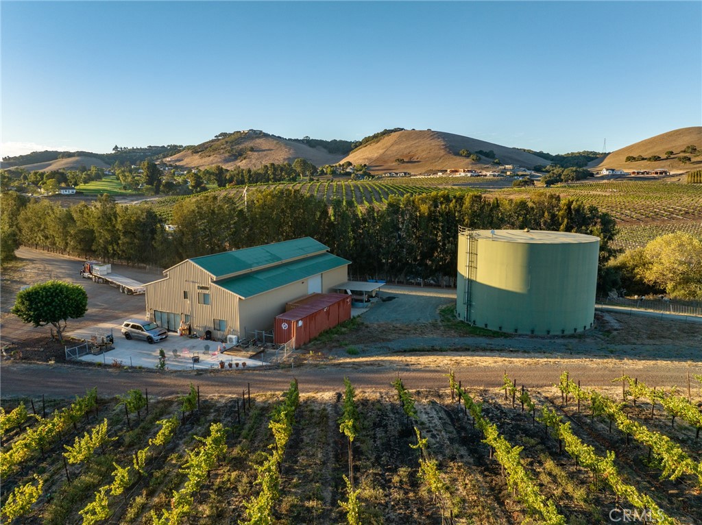 5502 Los Ranchos Road San Luis Obispo, CA 93401 - Photo 44 of 75 a front view of a house with a yard