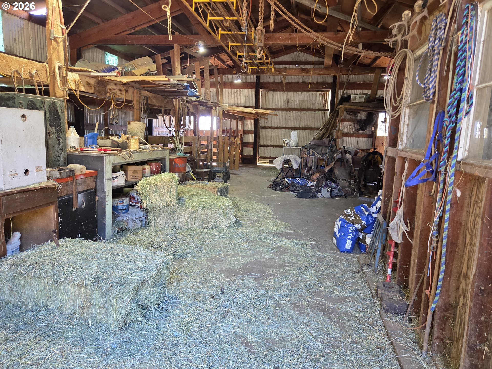 94665 North Bank Pistol River Road Gold Beach, OR 97444 - Photo 26 of 48 Barn