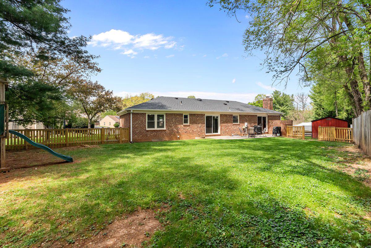 314 Belmont Place Southwest Leesburg, VA 20175 - Photo 39 of 42 Flat & Fully fenced
