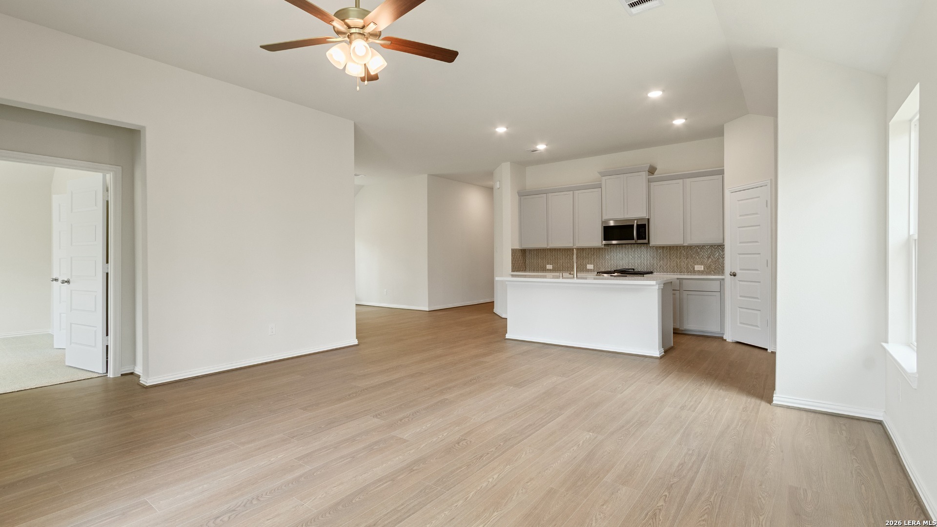 2113 Rivulet Street Seguin, TX 78155 - Photo 9 of 24 Gallery Image 9