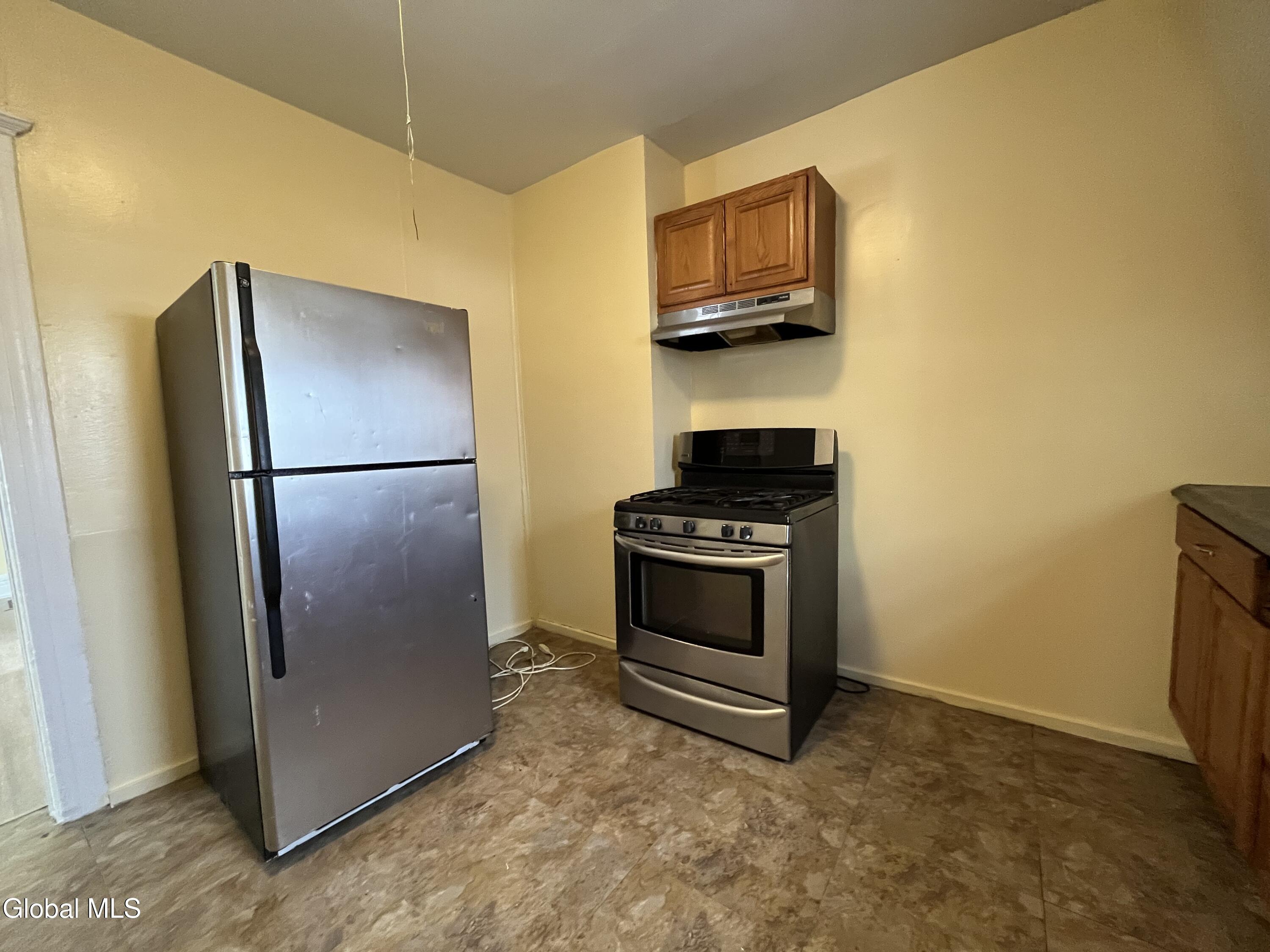 683 State Street Albany, NY 12203 - Photo 3 of 20 IMG_4438