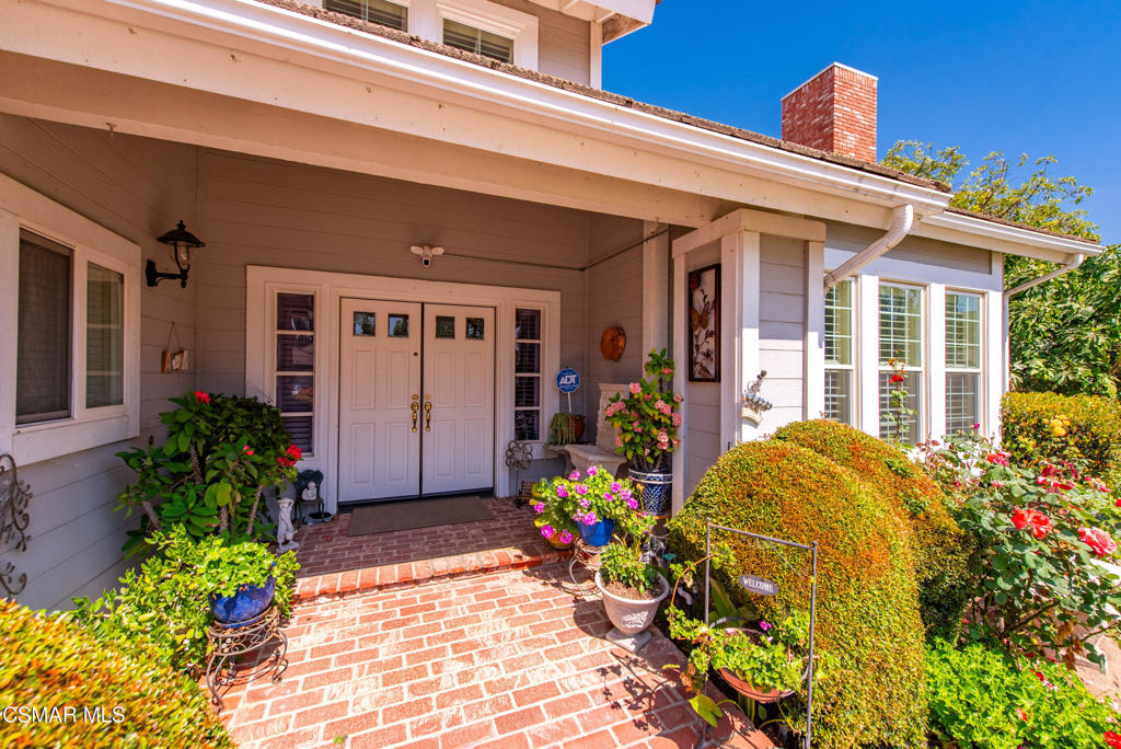 410 Sinaloa Road Simi Valley, CA 93065 - Photo 3 of 41