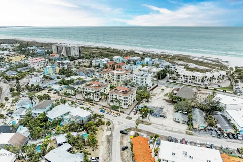 $2,600,000 | 304 Calle Miramar, Unit S2, Sarasota, FL 34242