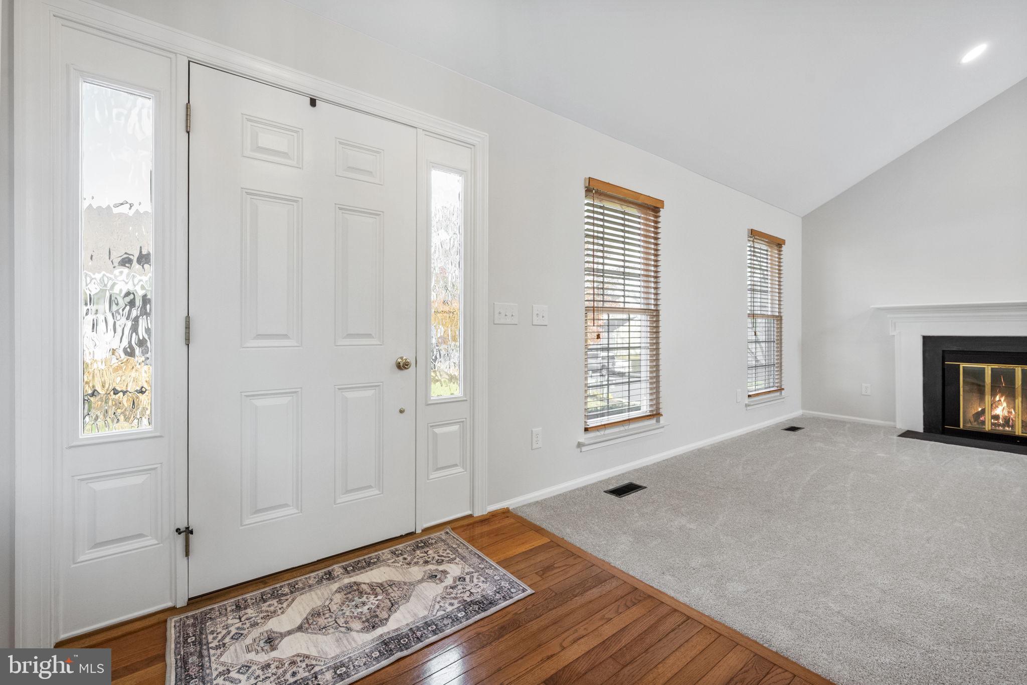 48 McPherson Circle Sterling, VA 20165 - Photo 5 of 40