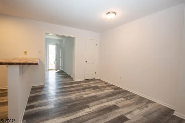 $2,000 | 10 Amherst Court, Hamburg, NJ 07419