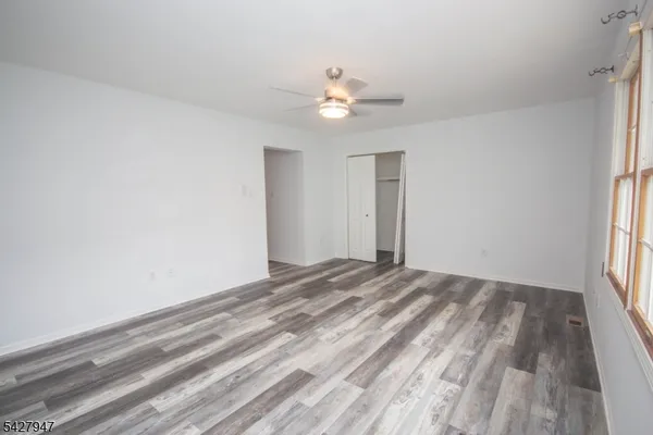 $2,000 | 10 Amherst Court, Hamburg, NJ 07419