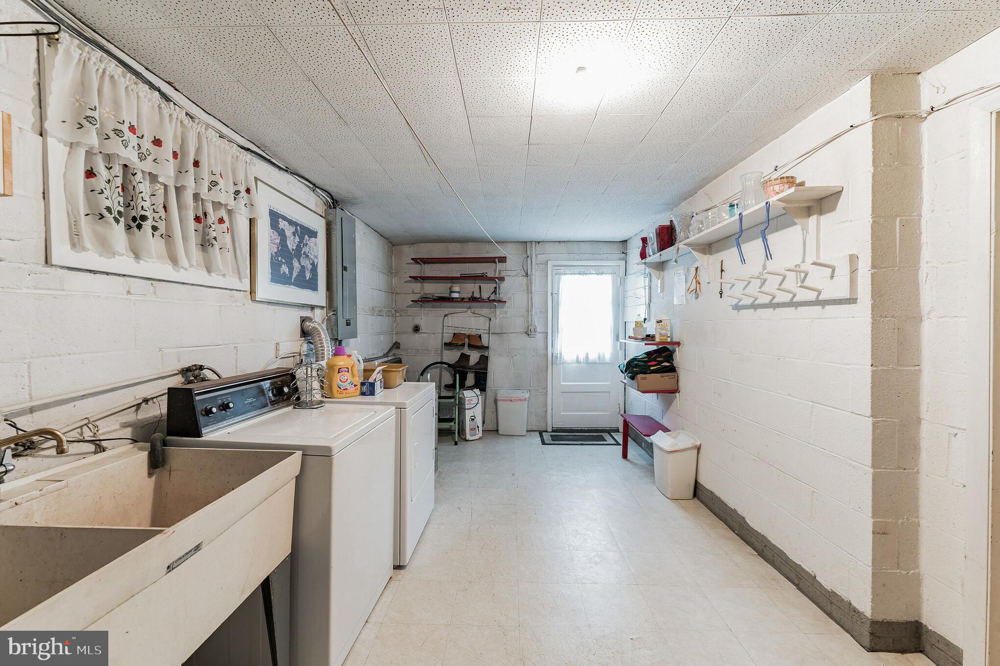 615 Wallace Drive Wayne, PA 19087 - Photo 29 of 33