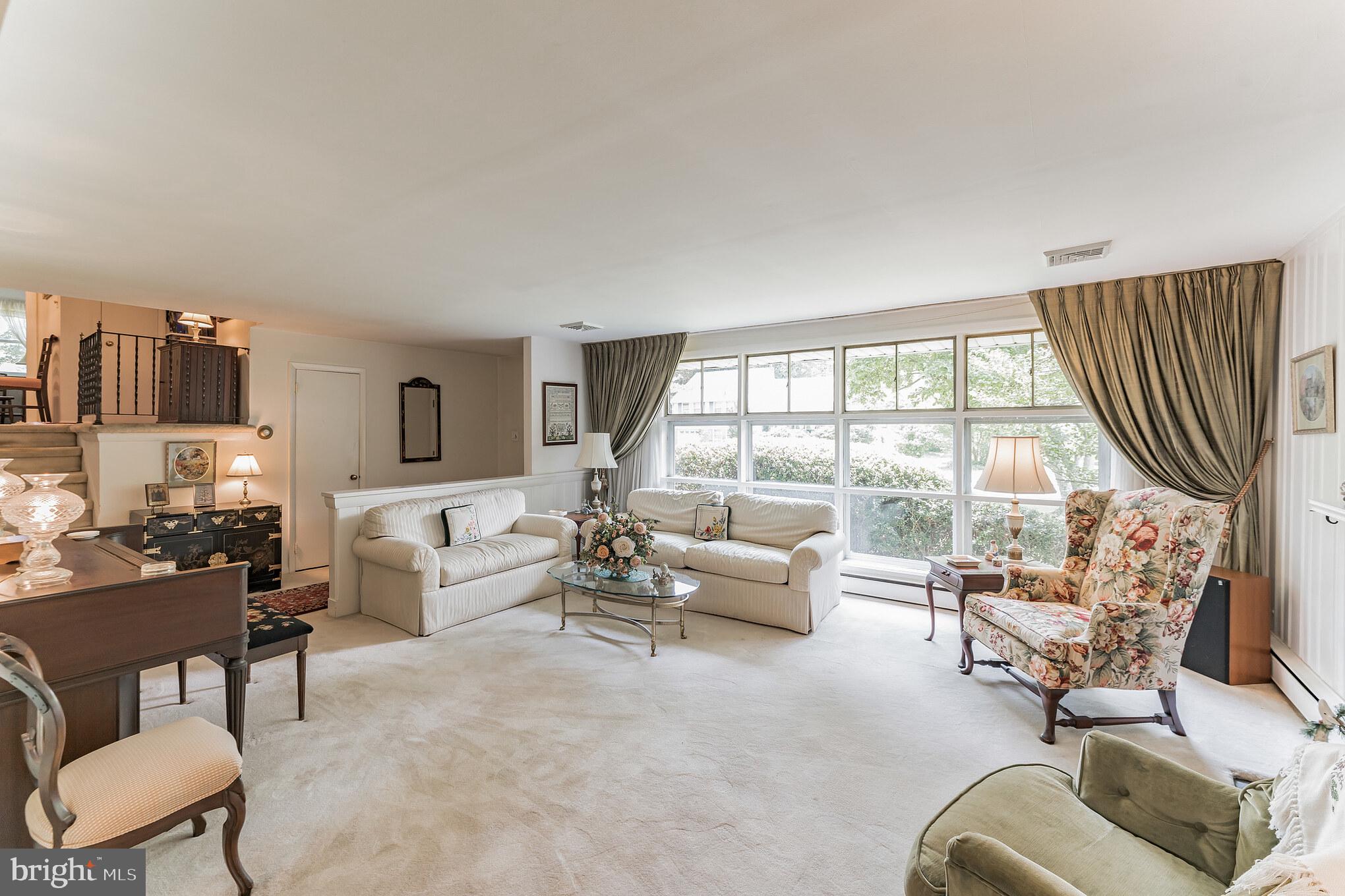 615 Wallace Drive Wayne, PA 19087 - Photo 7 of 33