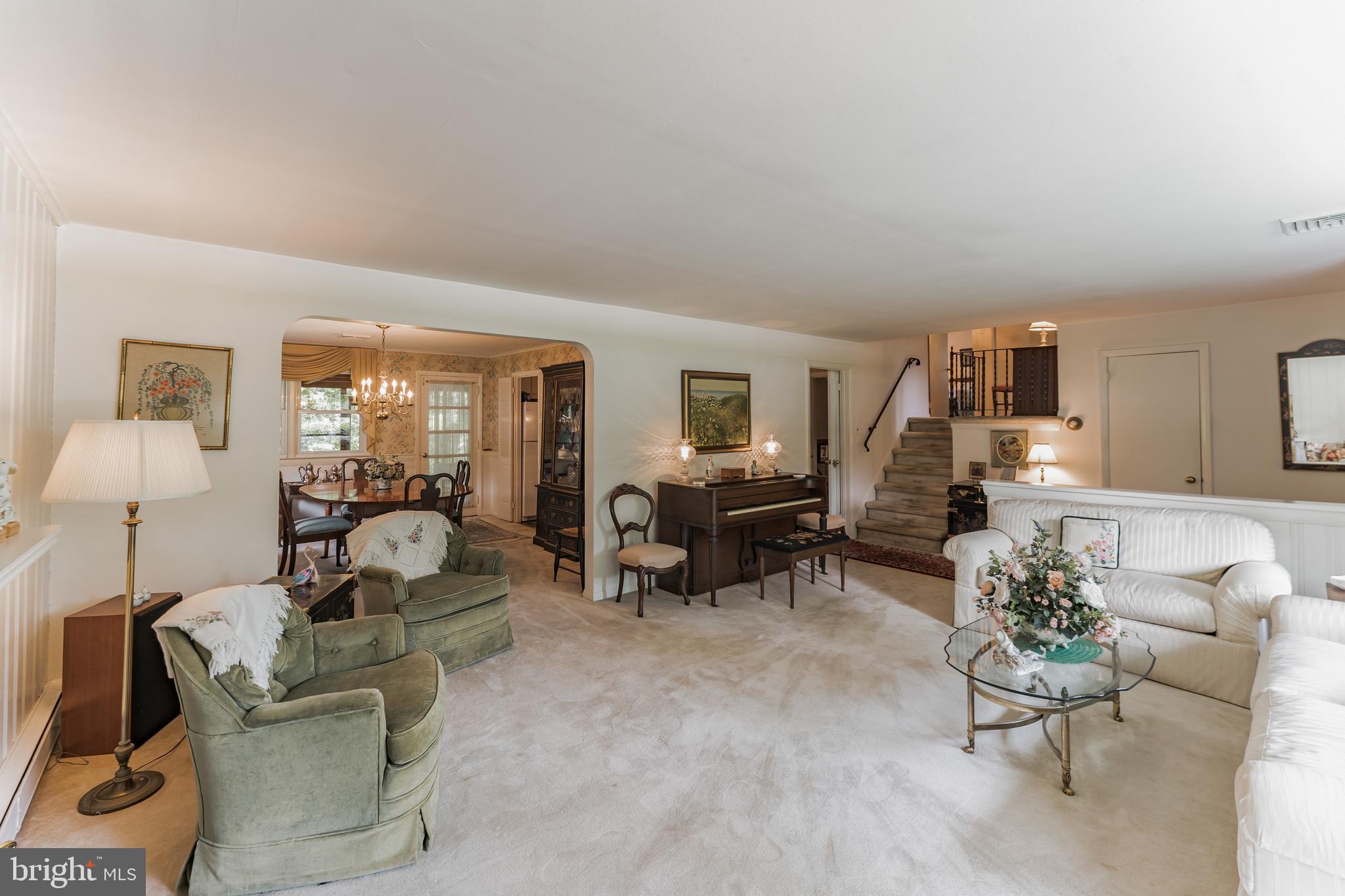 615 Wallace Drive Wayne, PA 19087 - Photo 8 of 33