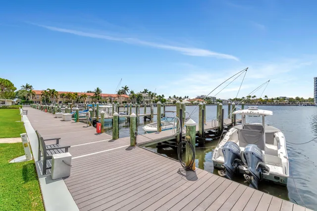 $850,000 | 220 Mac Farlane Drive, Unit S203, Delray Beach, FL 33483