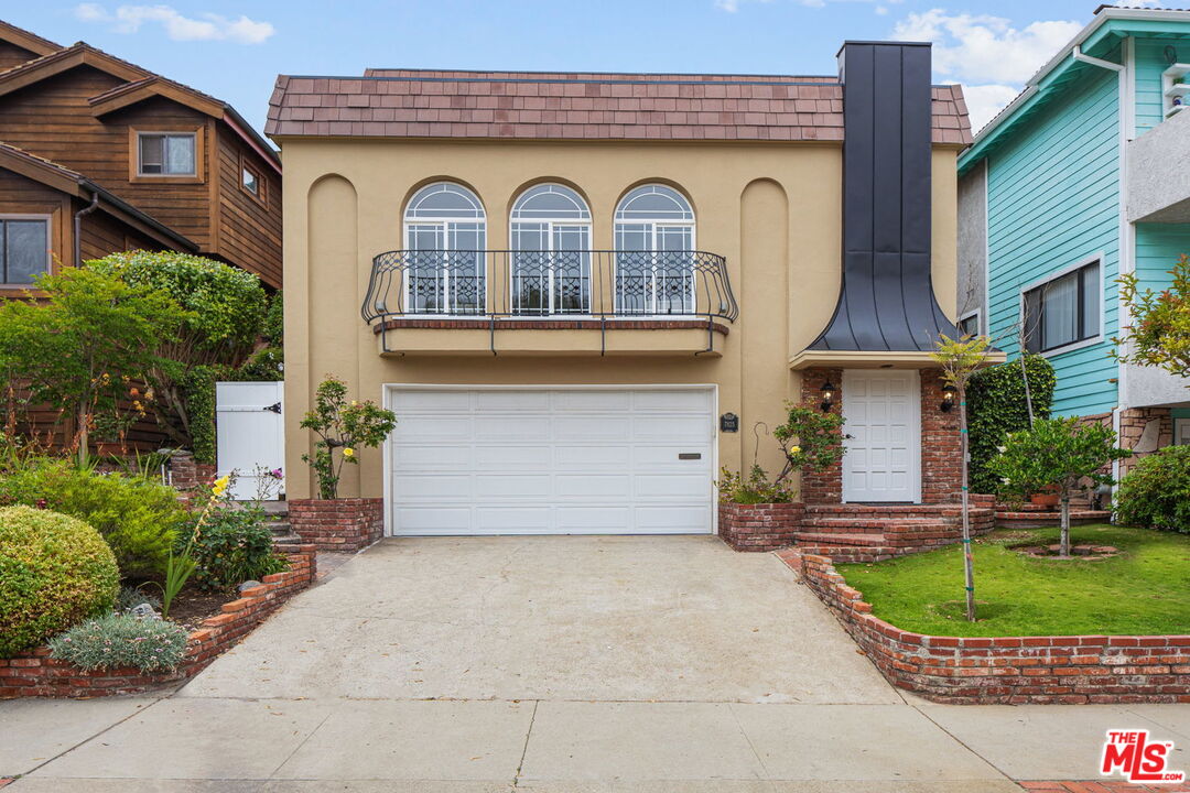 7825 West 83rd Street Playa del Rey, CA 90293 - Photo 2 of 41 Gallery Image 2