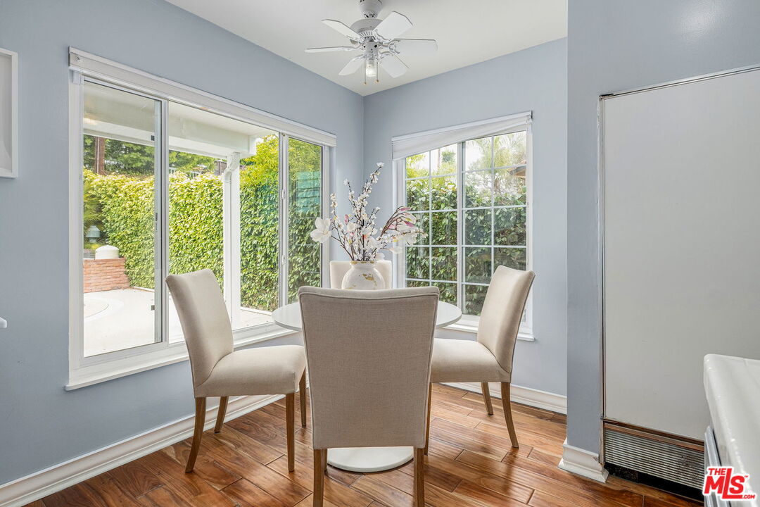 7825 West 83rd Street Playa del Rey, CA 90293 - Photo 11 of 41 Gallery Image 11