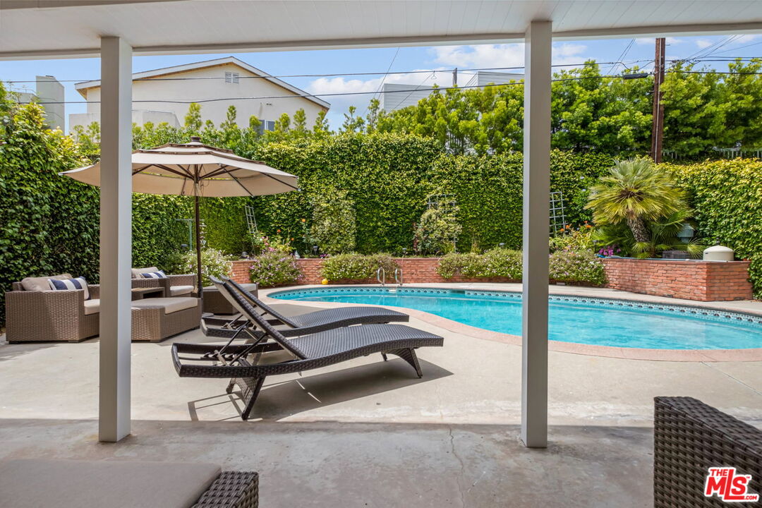 7825 West 83rd Street Playa del Rey, CA 90293 - Photo 39 of 41 Gallery Image 39