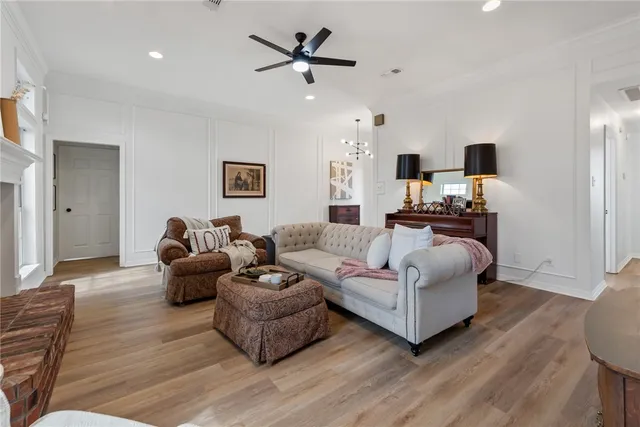 $2,500 | 2312 South Pioneer Trail, Bryan, TX 77808