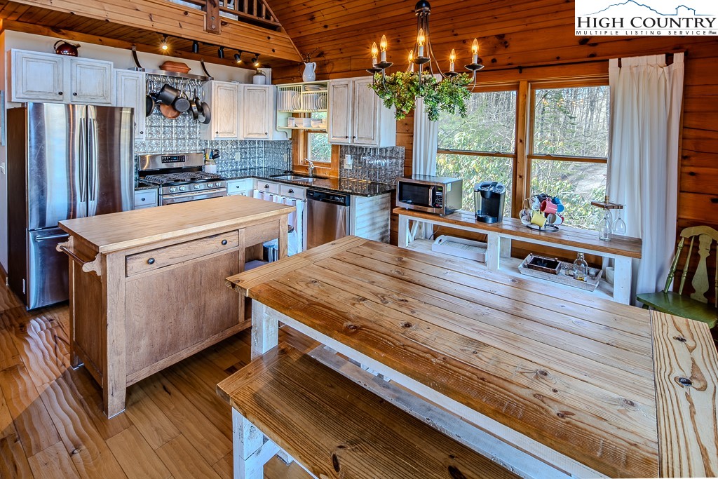 614 Tarleton Circle Boone, NC 28607 - Photo 23 of 50