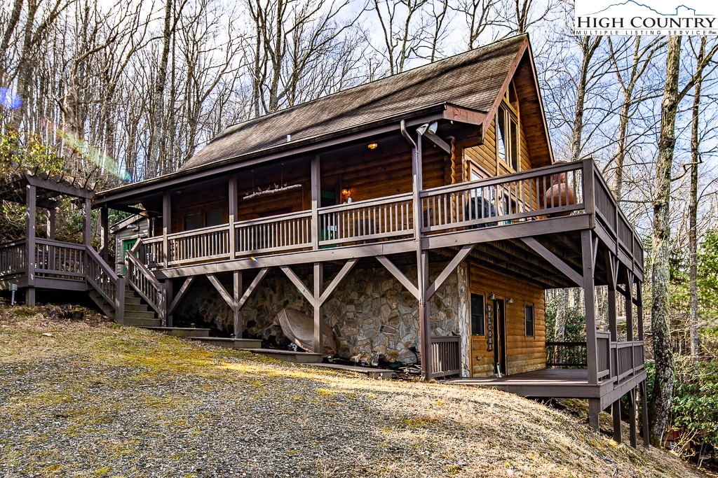 614 Tarleton Circle Boone, NC 28607 - Photo 3 of 50