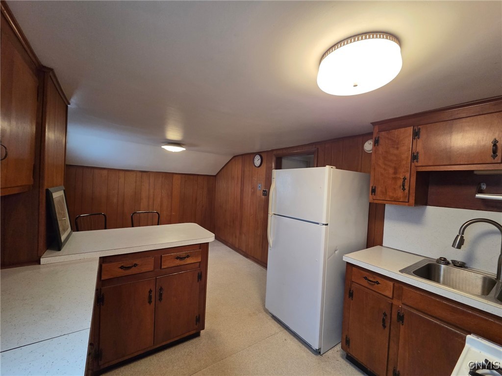 210 West Embargo Street Rome, NY 13440 - Photo 32 of 36