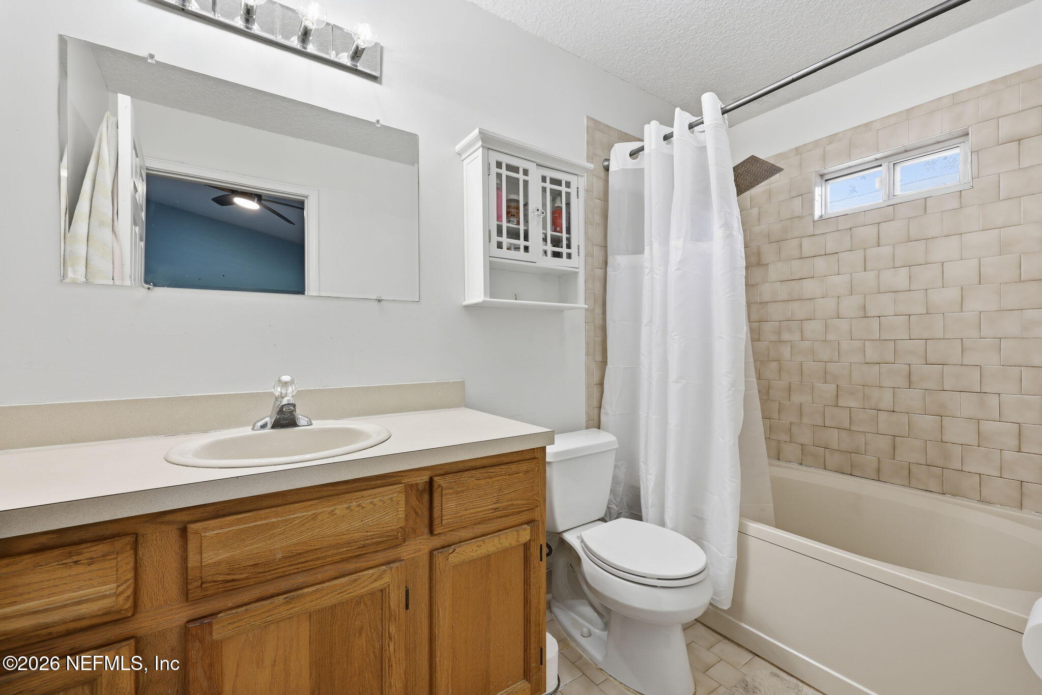 1139 Ruth Avenue Jacksonville Beach, FL 32250 - Photo 16 of 39 24-web-or-mls-1139 Ruth_024
