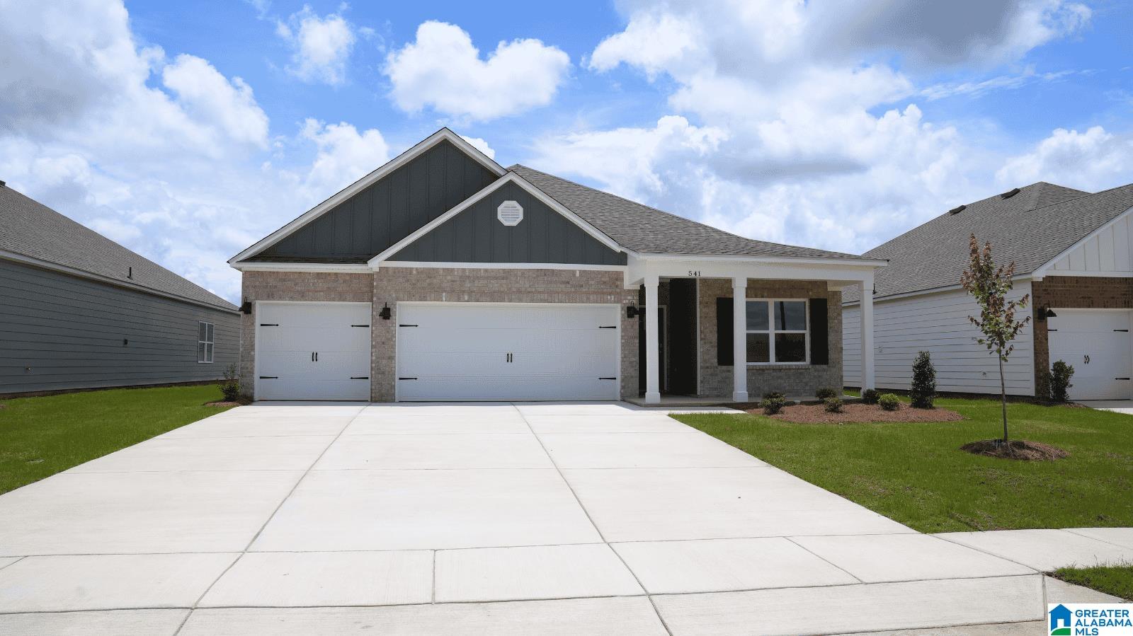 541 Rimel Farms Parkway Kimberly, AL 35091 - Photo 2 of 22