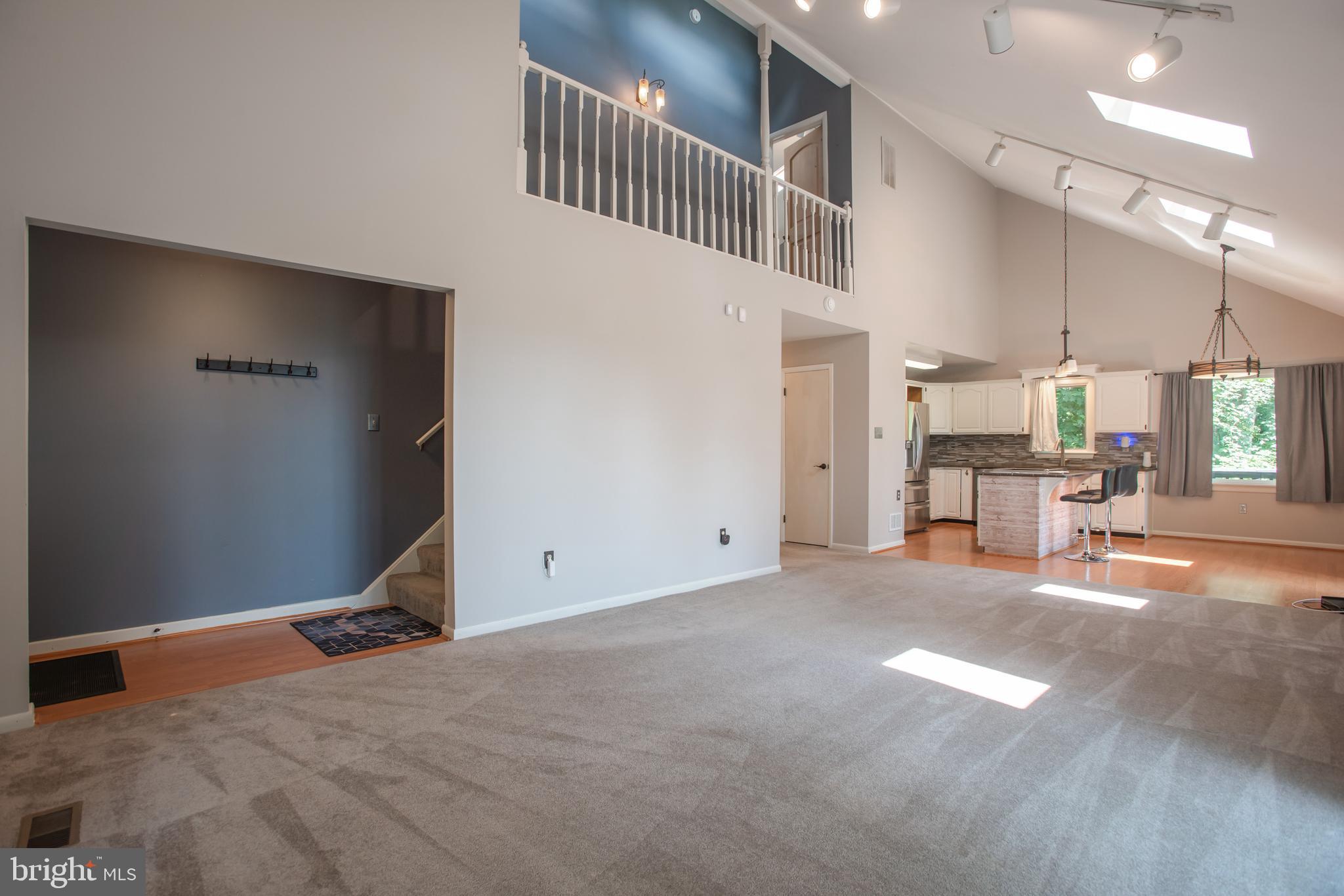 1619 Summit Drive Haymarket, VA 20169 - Photo 5 of 50