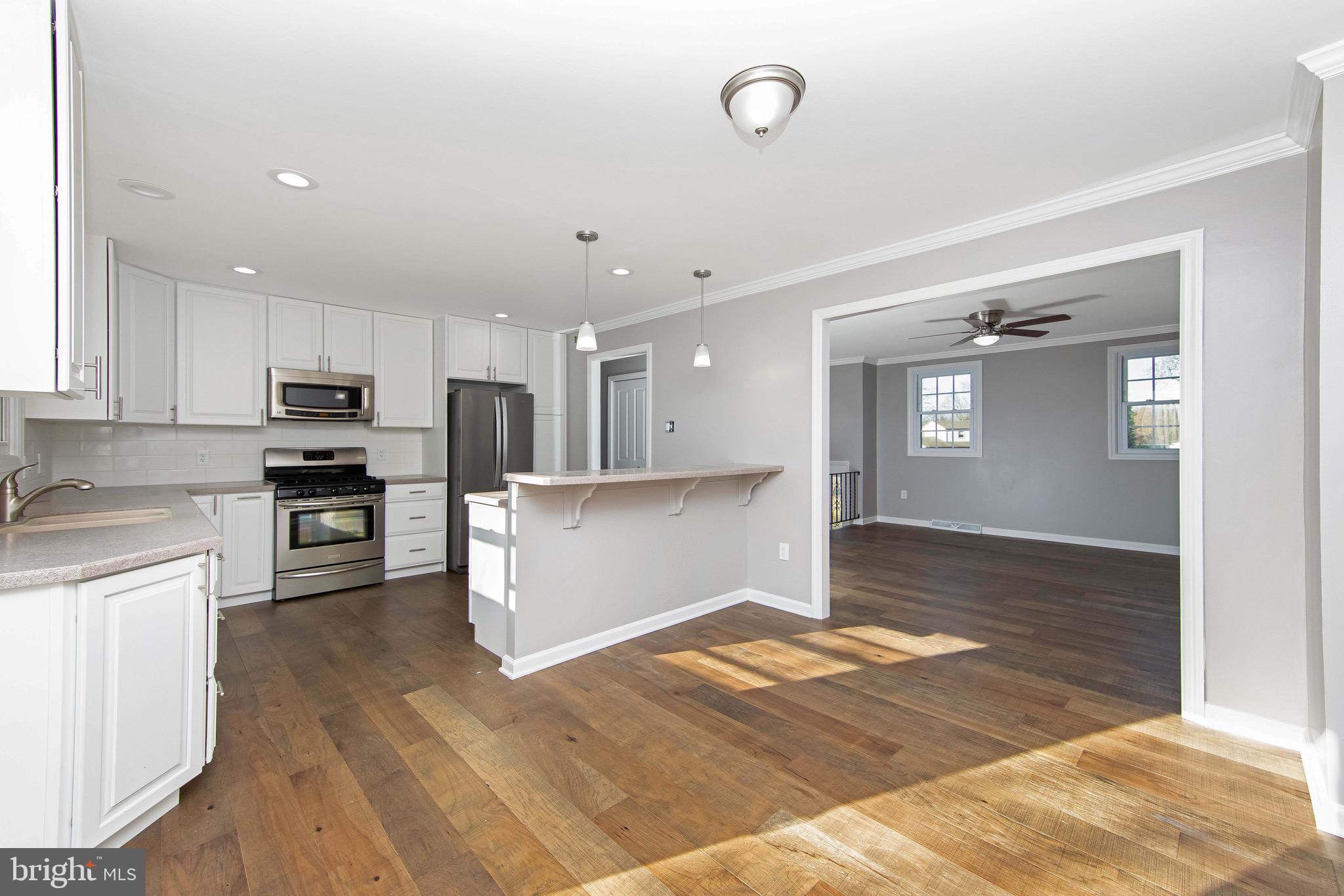 19 Concord Place Clementon, NJ 08021 - Photo 7 of 37 Dining Room