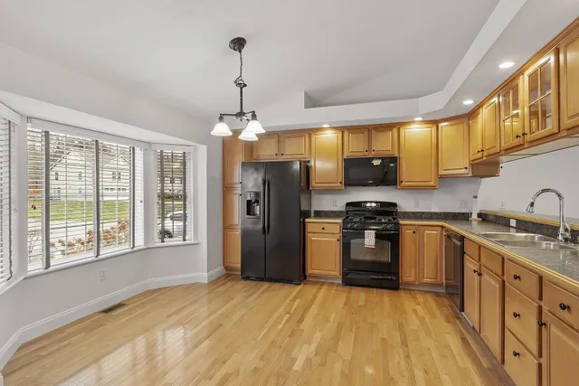 $540,000 | 13 Autumn Lane, Hampstead, NH 03826