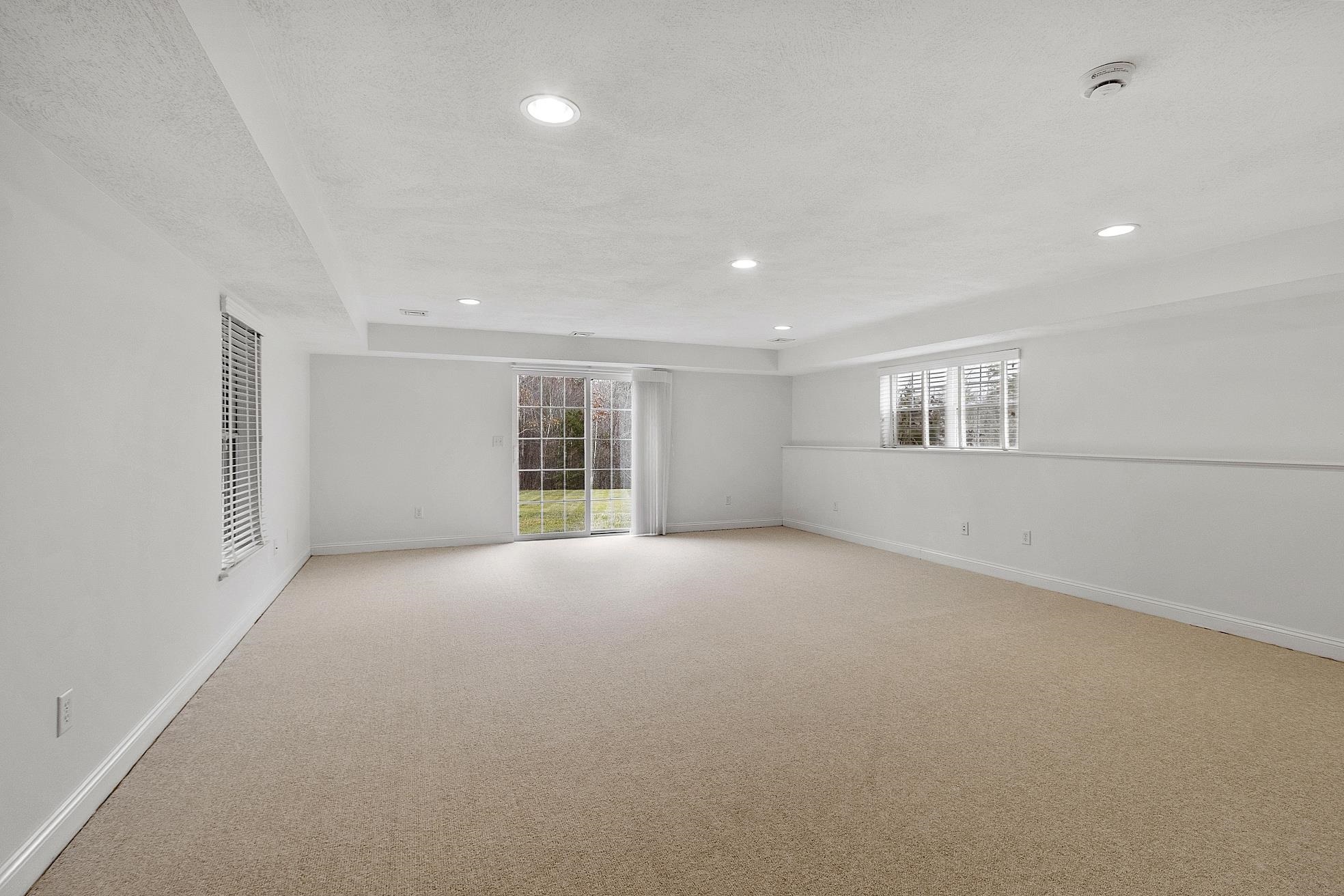 13 Autumn Lane Hampstead, NH 03826 - Photo 25 of 51