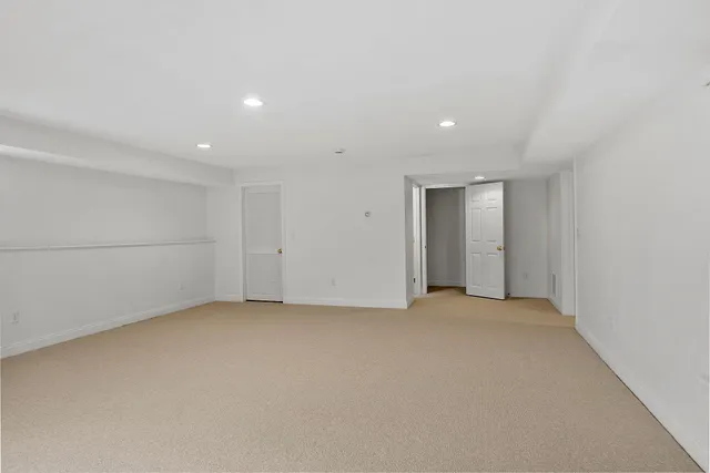 $540,000 | 13 Autumn Lane, Hampstead, NH 03826