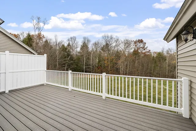 $540,000 | 13 Autumn Lane, Hampstead, NH 03826