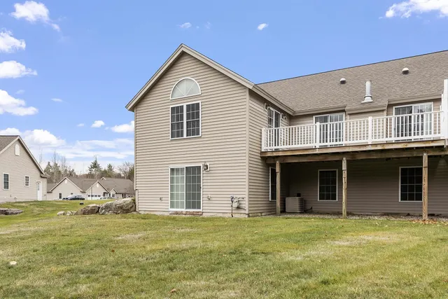 $540,000 | 13 Autumn Lane, Hampstead, NH 03826