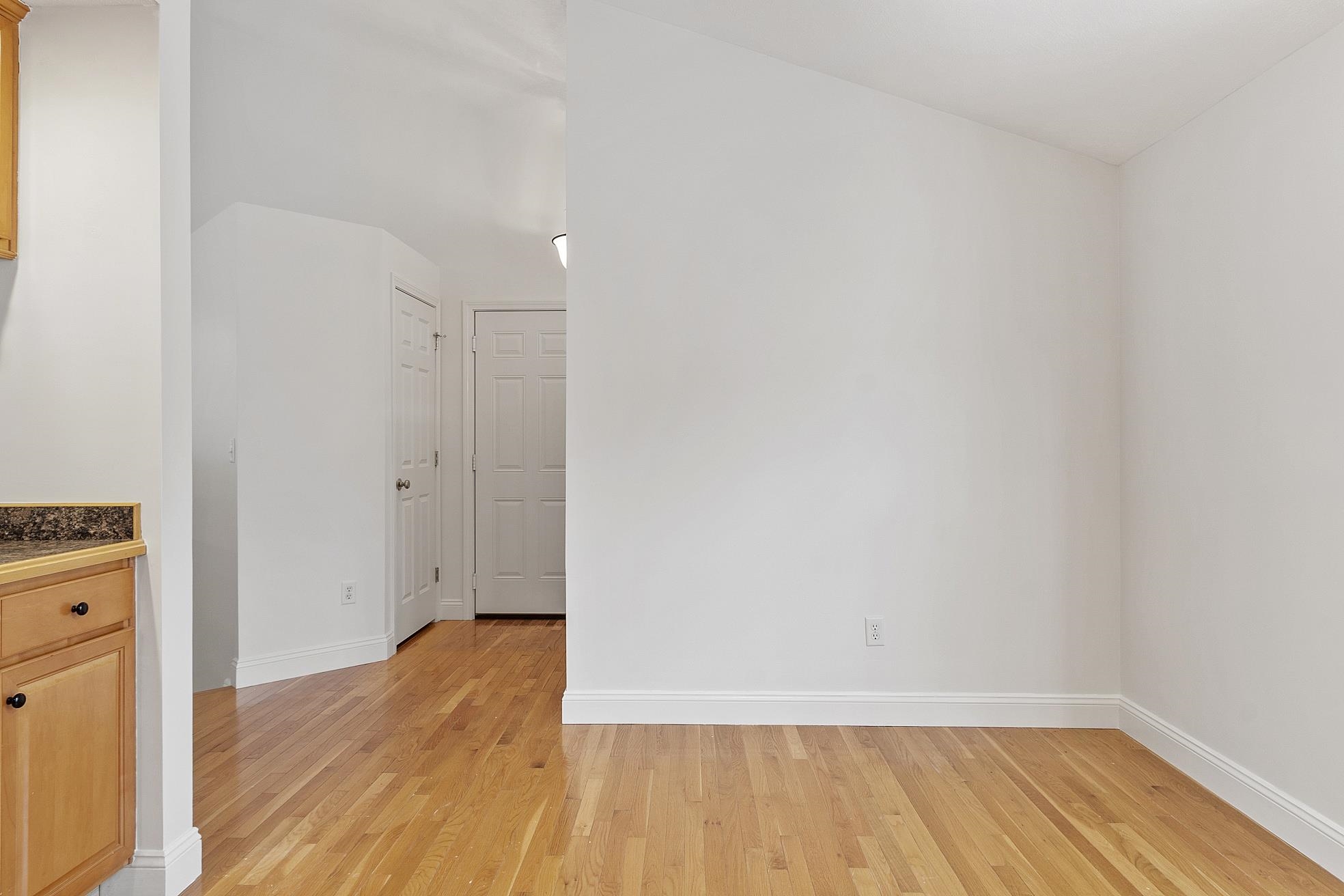 13 Autumn Lane Hampstead, NH 03826 - Photo 4 of 51